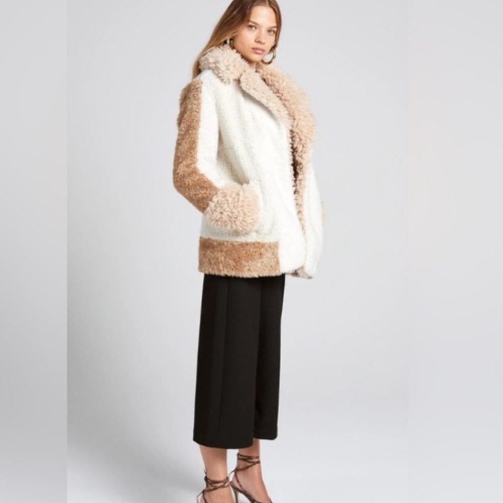 A.C.L. Stan Faux Fur Coat Like New - Picture 2 of 10